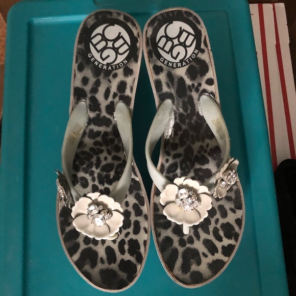 BCBG Generation Embellished Thong Wedge Sandals - Picture 2 of 8